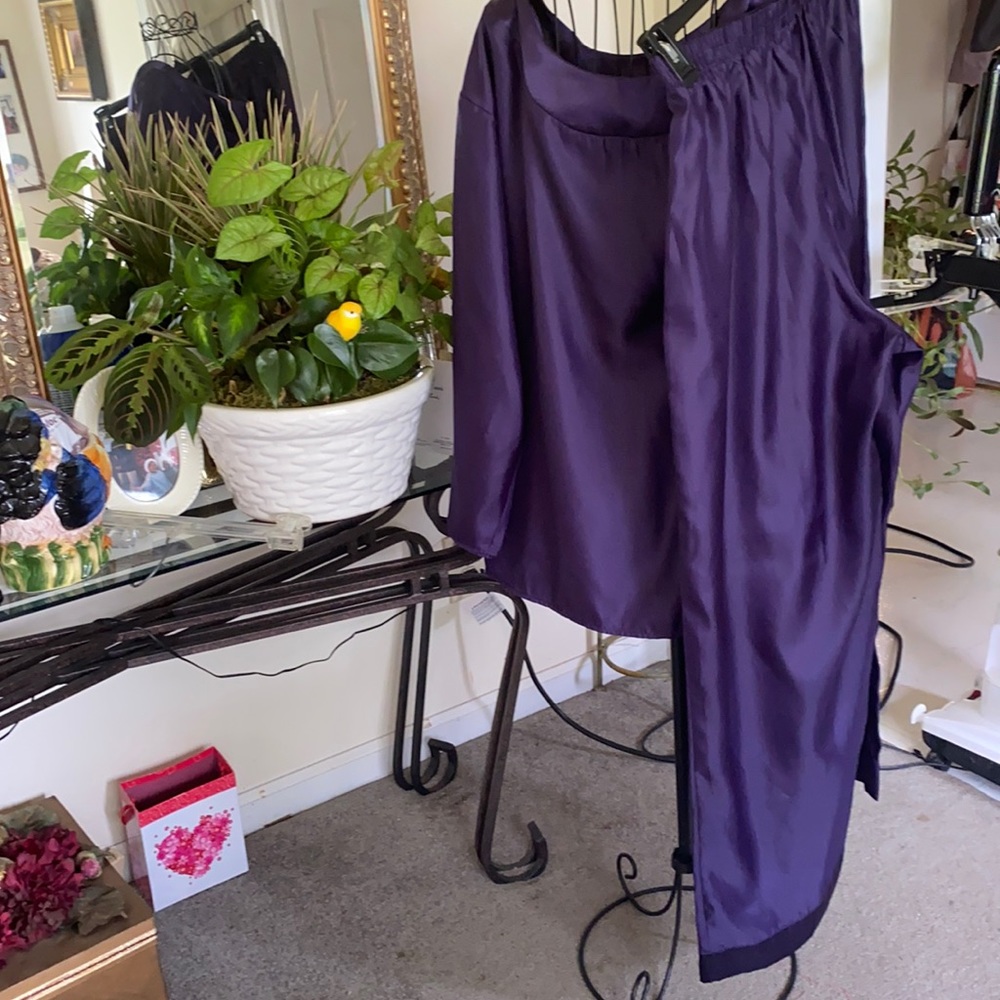 Burbank Collection Lounge purple long pajama set size L